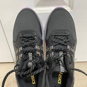 Asics Women’s size 10 sneakers